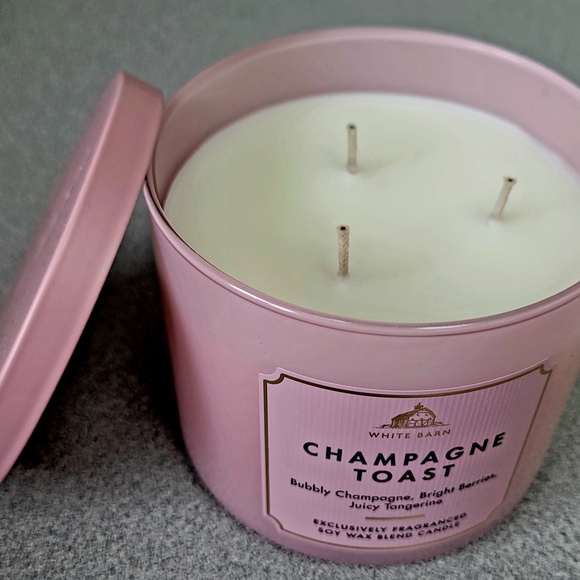 White Barn Pink Champagne Toast Candle - Picture 2 of 3